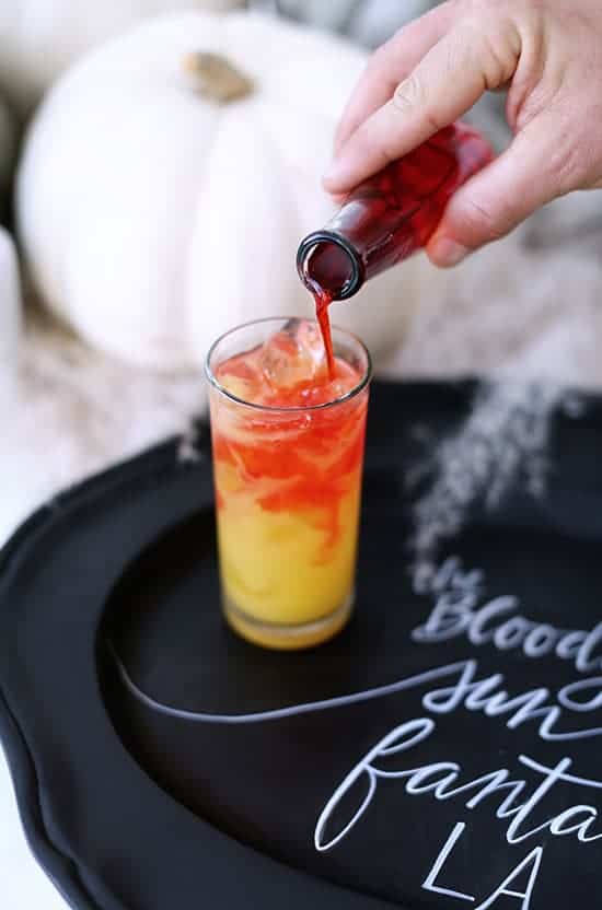https://www.bespoke-bride.com/2016/10/26/22-scarily-good-halloween-cocktail-recipes-for-grown-ups/spooky-halloween-cocktails-2-2/