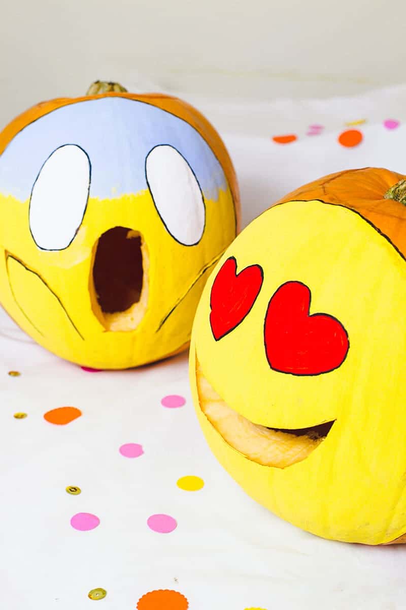 DIY Emoji Pumpkins Halloween Decor Fun Painting Tutorial-5