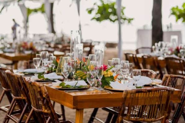 TROPICAL BEACHFRONT WEDDING IN COSTA RICA | Bespoke-Bride: Wedding Blog