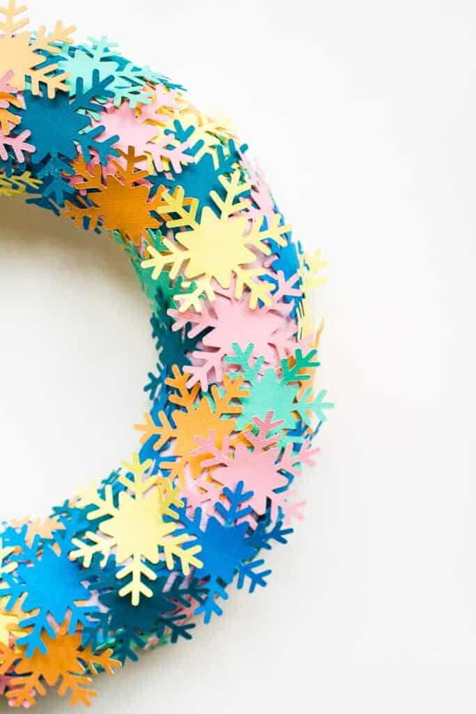 DIY COLOURFUL SNOWFLAKE WREATH | Bespoke-Bride: Wedding Blog