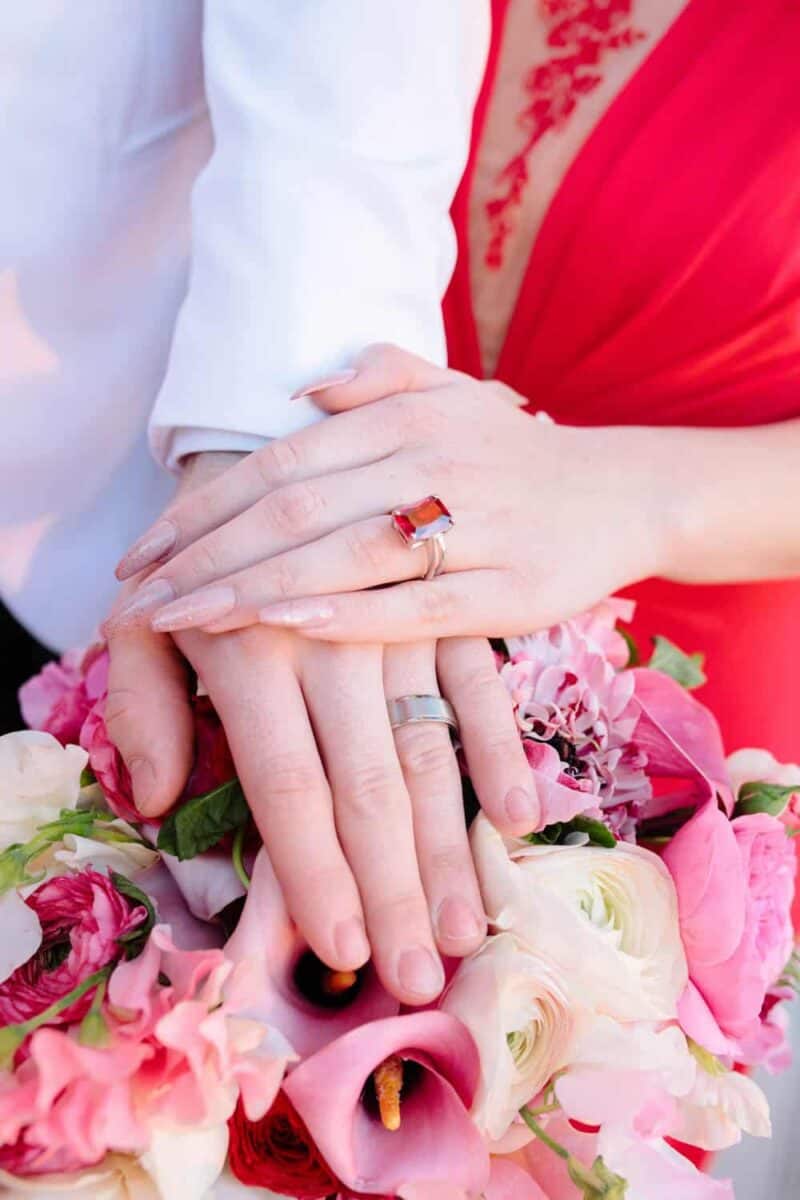 VALENTINES DAY ELOPEMENT IN VEGAS | Bespoke-Bride: Wedding Blog