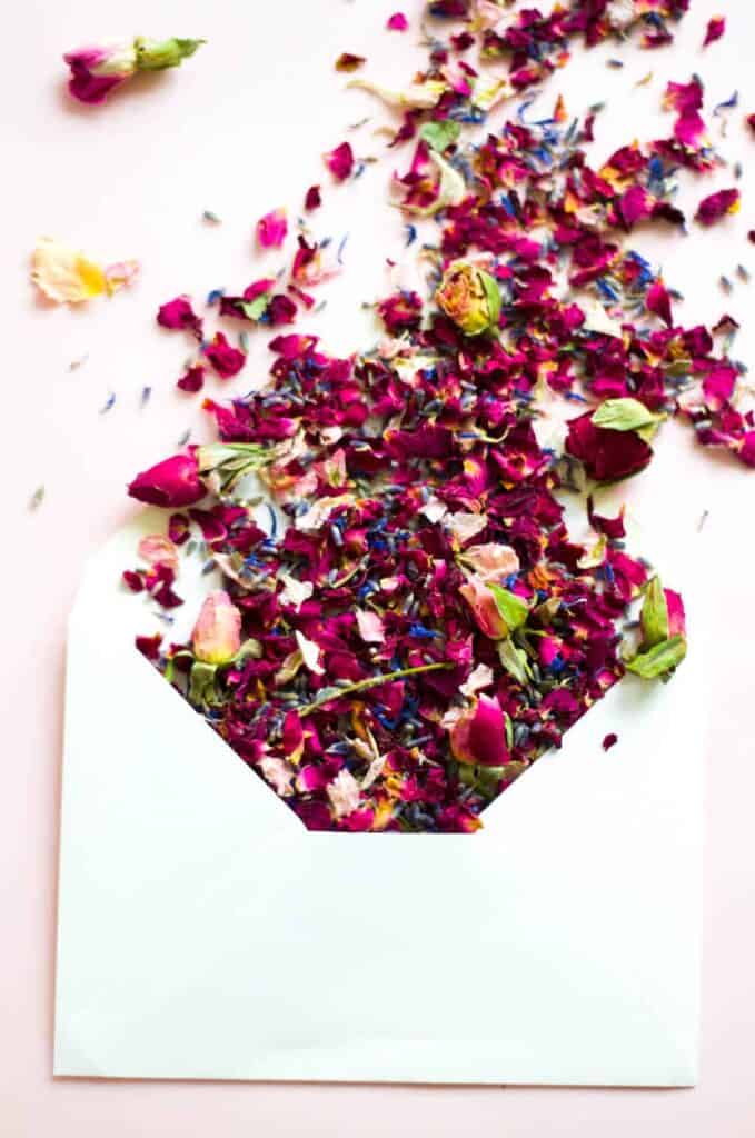 ULTIMATE GUIDE TO NATURAL CONFETTI | Bespoke-Bride: Wedding Blog