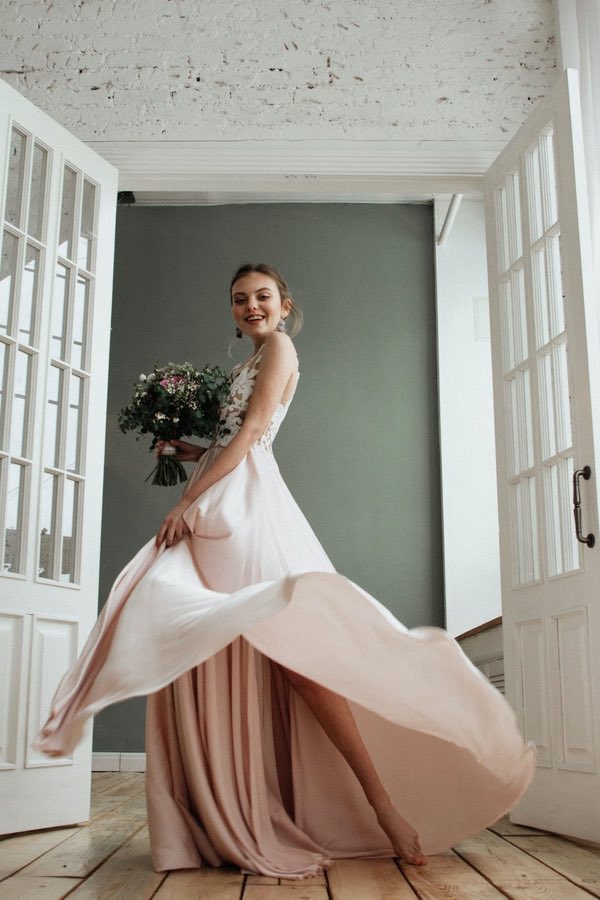The Ultimate Guide to Wedding Dress Fabrics For Your DIY Gown - Bespoke- Bride: Wedding Blog