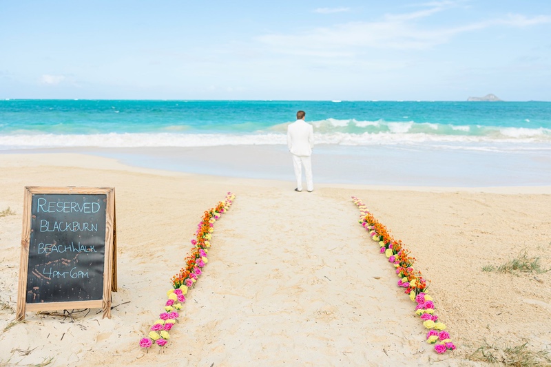 Beach wedding at Waimanalo beach in Honolulu Hawaii