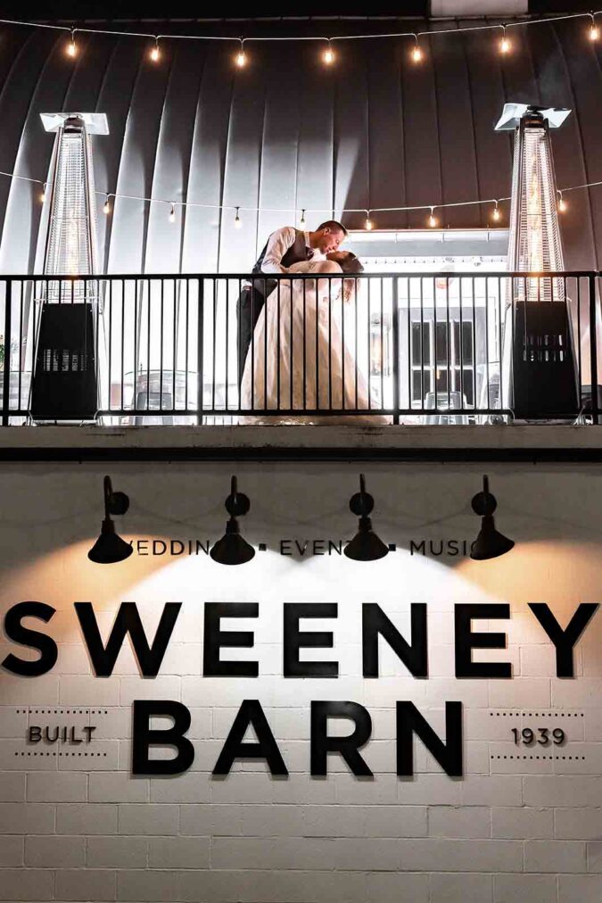 DIY wedding photo shoot at Sweeney Barn in Manassas VA